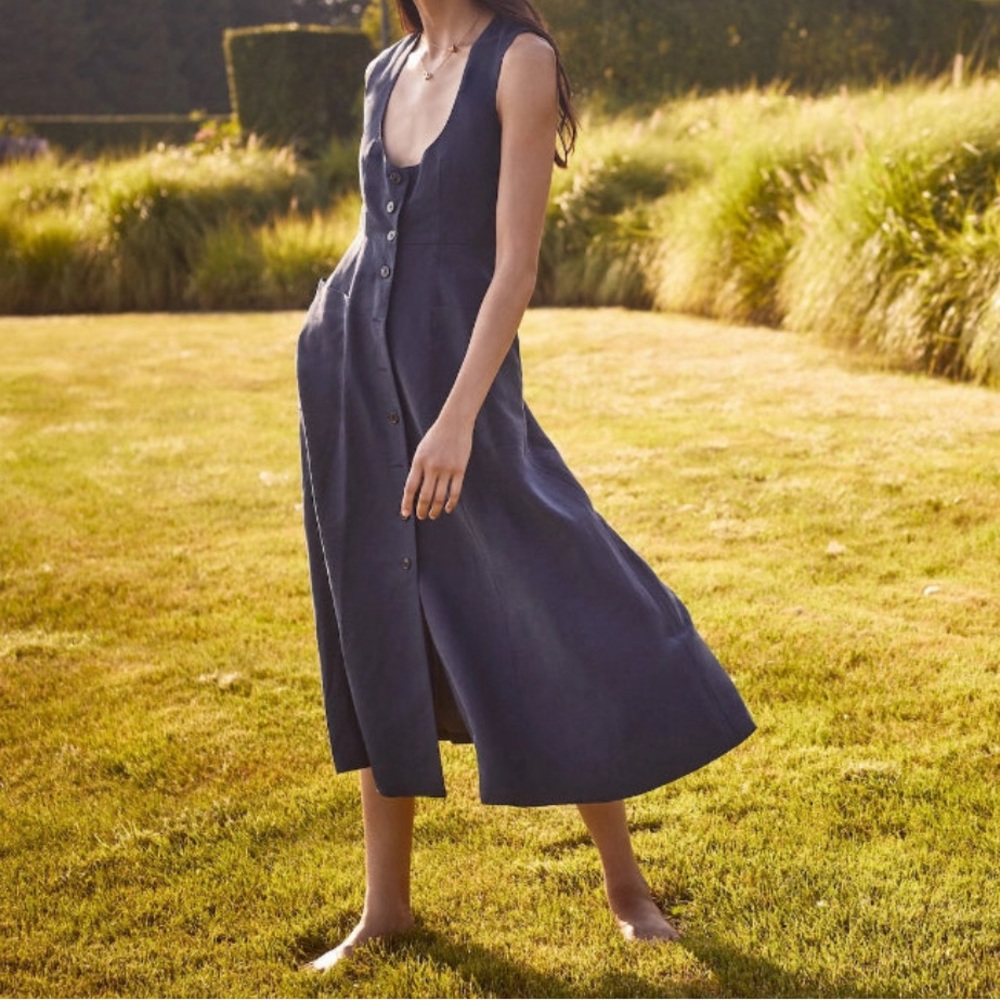 BLACK IRIS Lottie Dress
